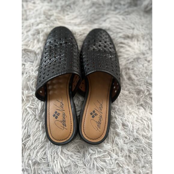 Patricia Nash Flavia Black Perforated Leather Slide Mule Women’s Shoes Size 8.5 - Picture 4 of 7
